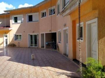 4d7c6ff3f7734652fb2bd4c149d139b95002db26 · Sobrado com 5 dormitórios à venda, 570 m² por R$ 3.200.000,00 - Condomínio Arujazinho III - Arujá/SP