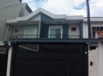 Casa de 3 quartos, São Paulo · Sobrado de 112m², próximo ao Tucuruvi com 3 dormitórios, 1 suíte e 4 vagas