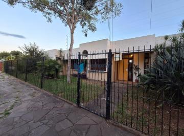 Casa · 300m² · 4 Quartos · 2 Vagas · Casa térrea de Esquina com 4 quartos 2 vagas Bairro Nonoai/Poa
