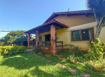 Casa · 300m² · 3 Quartos · 3 Vagas · Casa e pavilhão em terreno com 1500m² na Agronomia
