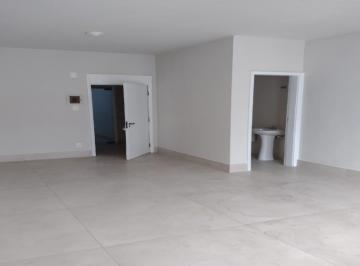 Foto 01 · Sala comercial à venda no coração do Comércio, Salvador-BA: 1 sala, 1 banheiro, 26,76 m² de área.