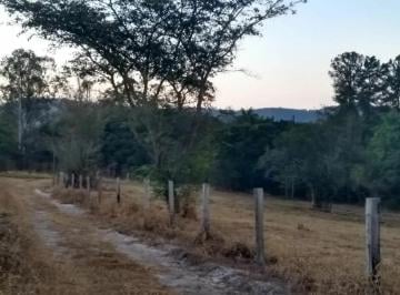 Terreno · 12000m² · 1 Quarto · 3 Vagas · Lote em Estrada Municipal - São Benedito - São Pedro/SP