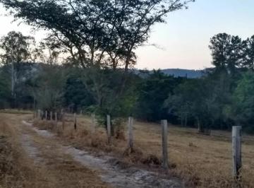 Terreno · 12000m² · 1 Quarto · 3 Vagas · Lote em Estrada Municipal - São Benedito - São Pedro/SP