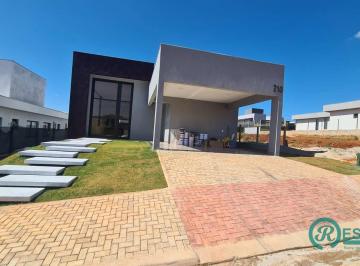 f0268bb604cfb36b0bdfb16f5f534a2ee010bd27 · Casa com 4 dormitórios à venda, 247 m² por R$ 1.790.000,00 - Condomínio Gran Royalle Lagoa Santa -