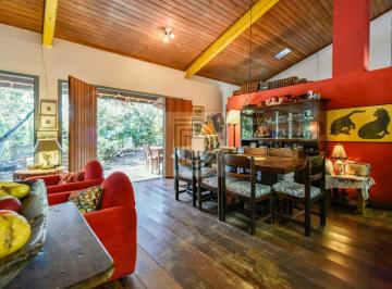 Casa · 230m² · 4 Quartos · 2 Vagas · Nova Higienópolis - Jandira/SP