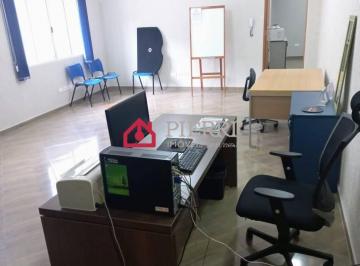 Comercial · 110m² · 2 Vagas · Imóvel ideal para escritório, disponível para locação no Jaraguá