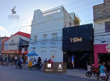 1d2ae36255f8274f9889496b92669f8b4c4228ff · Aluga prédio no centro com 950 m².