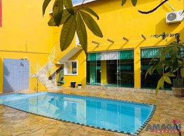 Casa · 255m² · 3 Quartos · 3 Vagas · Sobrado de 3 dormitórios no Jardim Terras de Santa Helena