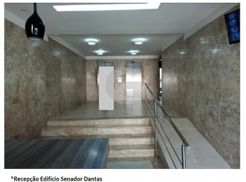 Foto 01 · Sala comercial reformada no Ed. Senador Dantas - Comércio