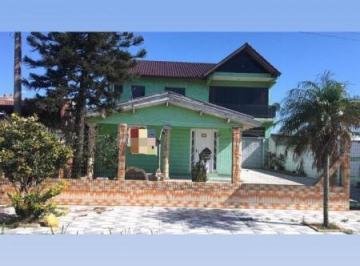 Apartamento · 300m² · 5 Quartos · 3 Vagas · sobrado em tramandaí