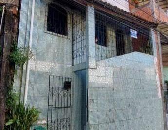 86c92f0630709d798a0c473e4c12d67189e6157a · Casa com 5 dormitórios à venda, 90 m² por R$ 180.000,00 - Cosme de Farias - Salvador/BA
