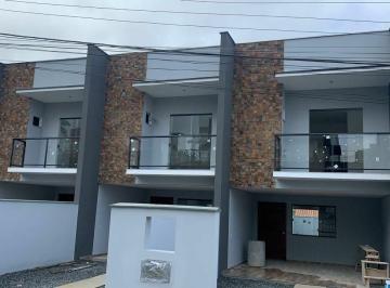 Casa · 138m² · 3 Quartos · 2 Vagas · Geminado no Boa Vista para Locação
