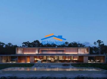 Casa · 2000m² · 7 Quartos · 4 Vagas · Mansão exuberante Nova no Renomado Condomínio Fazenda Boa Vista.