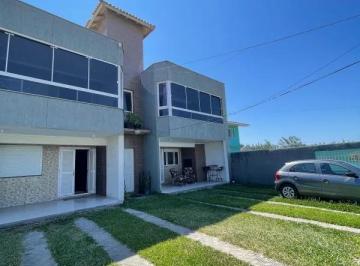 Casa · 86m² · 3 Quartos · CASA GEMINADA DE FRENTE PARA O MAR NA ZONA NOVA SUL EM TRAMANDAÍ