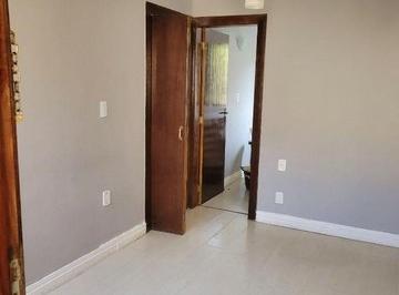 Apartamento · 45m² · 2 Quartos · 1 Vaga · Capão Redondo Vila Fazzeone Apartamento 4º andar Cohab escriturado. Aceita Financiamento
