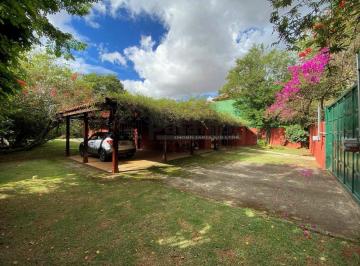 Casa · 285m² · 3 Quartos · 4 Vagas · Vende casa Térrea na Fazendinha 3 Quartos 3 suítes,Lote plano,piscina e gourmet.