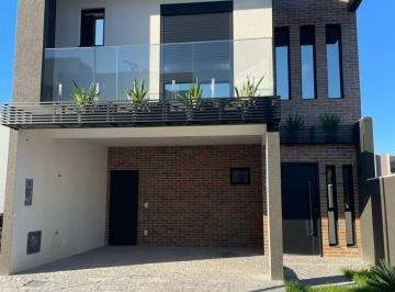 Casa · 3 Quartos · 2 Vagas · Casa à venda no bairro Deltaville - Biguaçu/SC