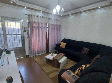 Casa de 3 quartos, Osasco · Sobrado à venda no Bairro Pestana em Osasco, na Rua Alberto Cortez