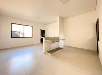 Casa · 70m² · 2 Quartos · 2 Vagas · Casa localizada no Santa Rosa em Uberlândia
