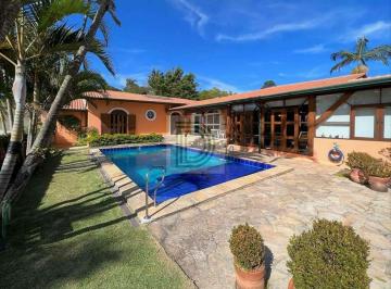 Casa · 653m² · 5 Quartos · 6 Vagas · TÉRREA - MIOLO DA GRANJA EM BOLSÃO - SEGURANÇA 24H - 5 DORMITÓRIOS.