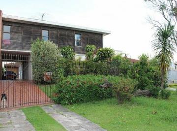 Casa · 535m² · 4 Quartos · 5 Vagas · Casa Padrão para Venda em Guabirotuba Curitiba-PR