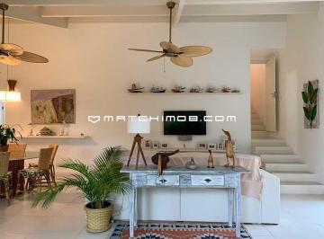 Casa · 300m² · 4 Quartos · 2 Vagas · Marbella em Angra dos Reis