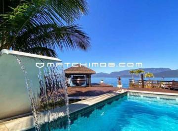Casa · 358m² · 5 Quartos · 3 Vagas · Condominio Portogalo em Angra dos Reis