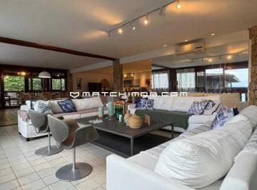 Casa · 300m² · 4 Quartos · 2 Vagas · Ponta da Mombaça em Angra dos Reis