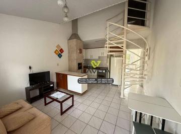 951f9152d476cdbc4e929050ff32175bcca266bf · Casa com 2 dormitórios para alugar, 62 m² por R$ 2.416,00/mês - Asilo - Blumenau/SC