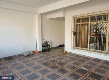 Casa · 133m² · 2 Quartos · 2 Vagas · Sobrado à 150 metros do Shopping Internacional