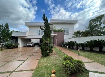 Casa · 835m² · 1 Quarto · 6 Vagas · Casa à venda no Condomínio Lago dos Cisnes em Foz do Iguaçu.