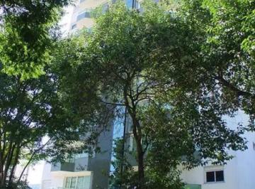 Apartamento · 142m² · 2 Quartos · 3 Vagas · Apartamento com 142m², reformado, ,2 Suítes, 3 vagas