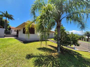 Casa · 147m² · 3 Quartos · 2 Vagas · Casa de 03 dormitórios no bairro Petrópolis em Novo Hamburgo