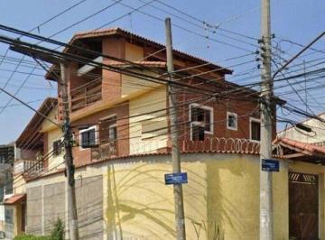 Casa · 350m² · 3 Quartos · 4 Vagas · OPORTUNIDADE