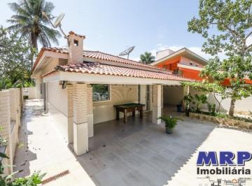 Foto 01 · Casa em Ubatuba, na praia da lagoinha, com 4 dormitórios!