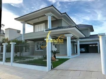 Casa · 278m² · 3 Quartos · 2 Vagas · Sobrado em Zona Nobre de Capão, perto do Leve mais