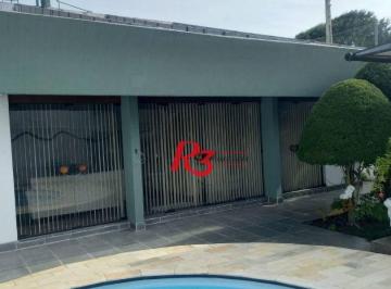 7699c0503948074ceef312dc1dd617f1344bd111 · Excelente casa com 4 dormitórios à50 metros da praia da enseada no Guarujá