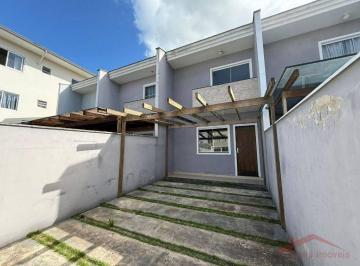 FACHADA · Casa com 2 dormitórios para alugar por R$ 2.390,00/mês - Iririú - Joinville/SC