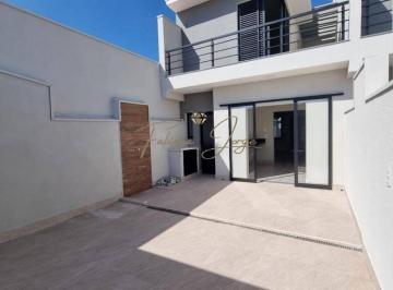Casa · 118m² · 3 Quartos · 2 Vagas · Linda casa recém construída no Parque Jambeiro