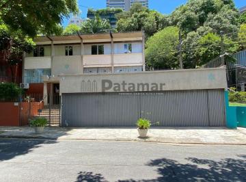 junior · Casa com 5 Quartos e 4 banheiros à Venda, 400 m² por R$ 4.240.000