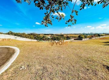 b383bd8c5f6d10b01e5d8ec259a7445fbad54145 · Terreno à venda, Condomínio Altos da Quinta - São José dos Campos/SP
