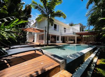 Imagem do Imóvel · Casa em condomínio Resort, ideal para família com criança.