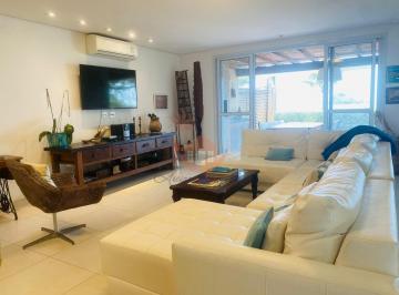 Imagem do Imóvel · Casa disponível para locação em condomínio pé na areia.