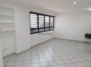 Comercial · 45m² · 1 Vaga · Sala comercial, vaga, junto metrô Santa Cruz, escolas, bancos, suoermercados