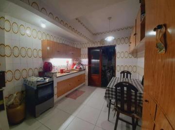 230380.jpg · Apartamento com 2 quartos, 59 m² na Várzea Teresópolis/RJ