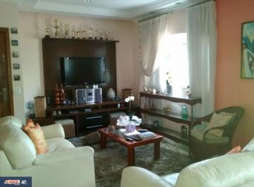 Casa · 225m² · 4 Quartos · 6 Vagas · SOBRADO COM 4 DORMITÓRIOS SENDO 3 SUITES, 1 DAS SUITES POSSUI CLOSET Á VENDA, 192,40m² - VILA GALVÃO
