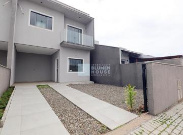 Casa · 92m² · 3 Quartos · 2 Vagas · Sobrado em Barra Velha!