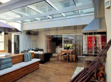 Casa · 250m² · 4 Quartos · 4 Vagas · Casa em condomínio à venda em Interlagos | 4 quartos