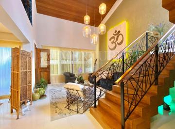 6bdb74a1f05337dd515185c075b0e934dd57e865 · Casa à venda no Guarujá, Praia da Enseada, 2 Suítes e Espaço Goumert - Mercuri Imóveis - Imobiliária