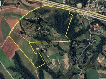 f7bbfa1250274bfc8225e06033539331674c71ed · Área de 38 AL Margeando Castelo Branco, Km 94 Sorocaba
